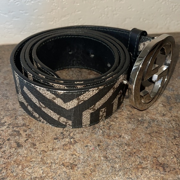 GUCCI BELT - Picture 2 of 6